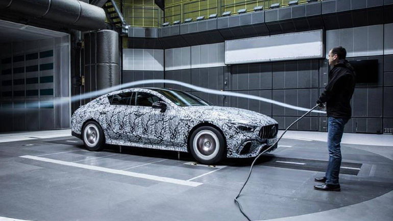 Νέες εικόνες της ολοκαίνουργιας AMG GT Coupe